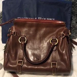 Dooney & Bourke shoulder bag